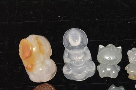 直播间卖的几十的玛瑙是真的吗