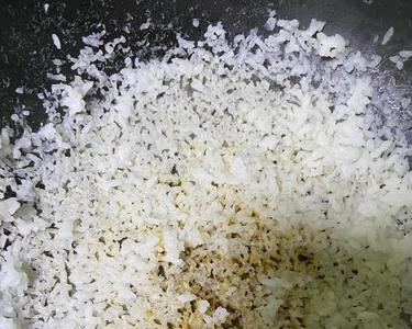 电饭锅起锅巴如何调整
