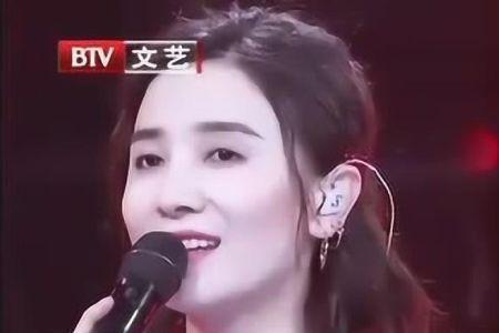 王耀庆和妻子合唱的歌