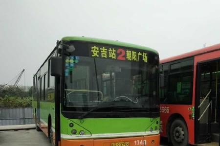 南宁公交车怎么查公车到站