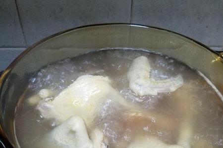 鸽子可以炖牛大力吗