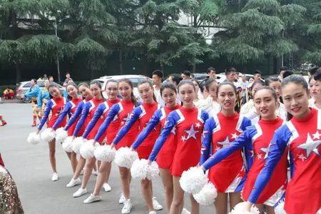 女孩子学啦啦操就业前景好吗