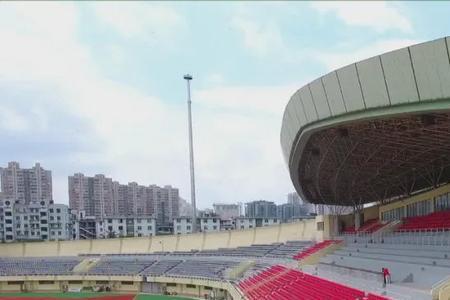 包头奥体中心可容纳多少人