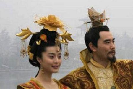唐玄宗与杨贵妃的现代爱情诗