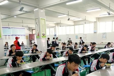 驻马店八中好还是实验中学好