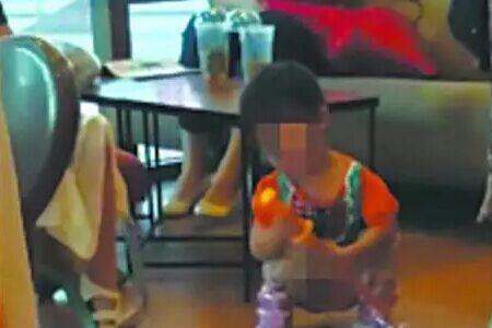 女生蹲着上厕所正常吗