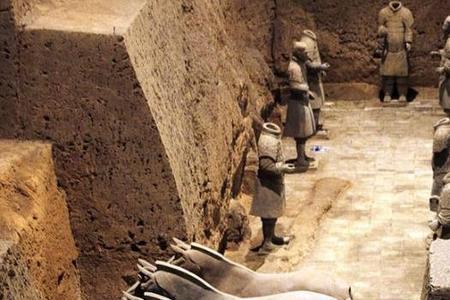 兵马俑是不是在上顶