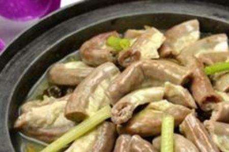 啫猪小肠煲做法