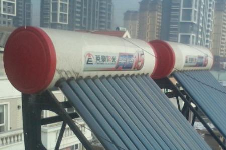 太阳能热水器用6-7年需不需要清洗