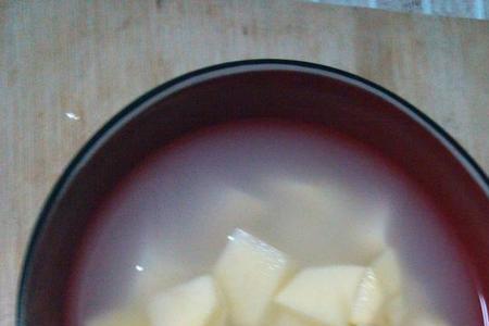 淘米水能泡土豆吗
