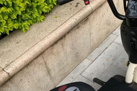 爱玛小电驴充电需要多久充满