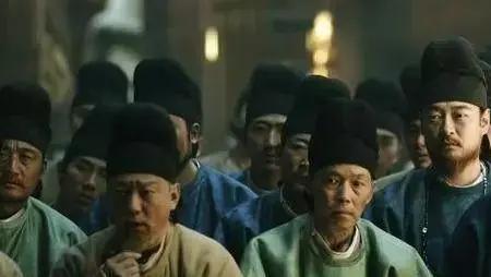 历史上的相互制衡是什么意思