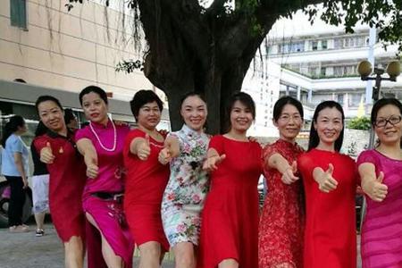 考试怎么穿旗袍