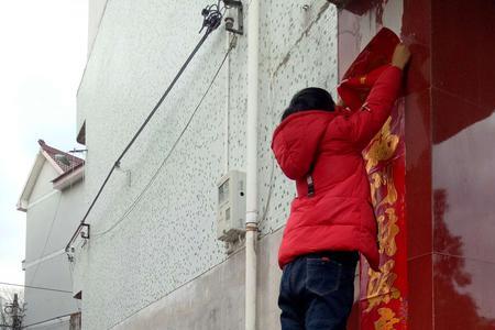 初三可以贴对联吗