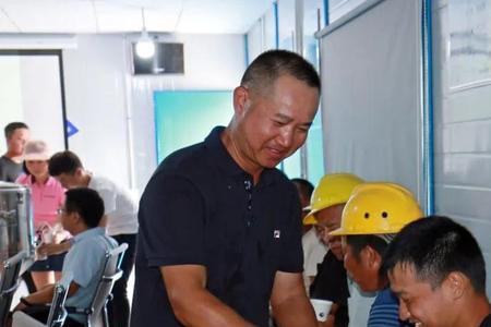 工地上一般接送工人是什么职位