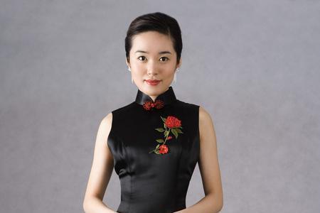 结婚可以穿黑色旗袍吗