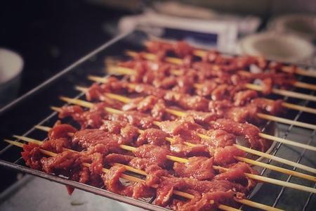 烤箱烤羊肉串怎么干得很
