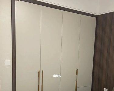 子午灰衣柜搭配什么颜色木门