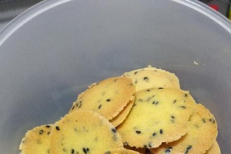 薄脆粘在烤盘上怎么拿下来