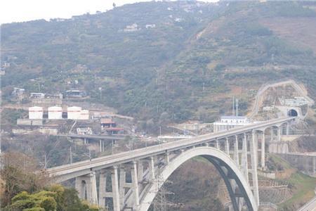 安张铁路经过巫山哪几个镇
