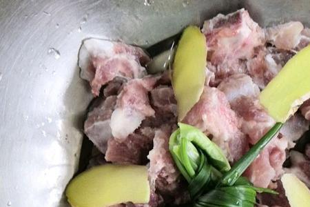 油炸糖醋排骨怎样做又脆又嫩