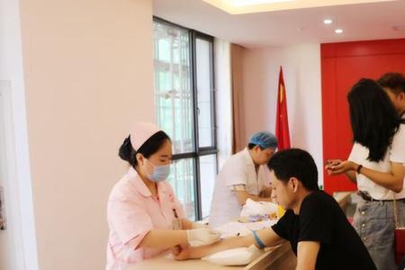 男方婚检能吃饭吗