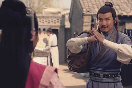 武大郎过门槛什么意思