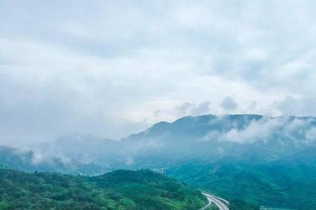 雅安人特点