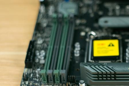 intelb660主板集成显卡咋样