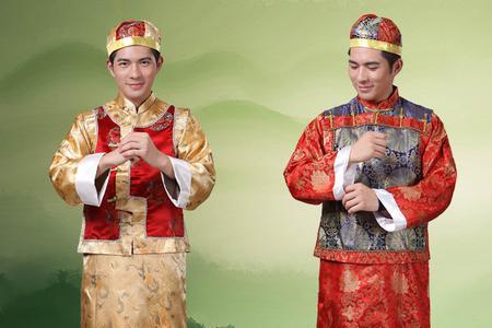 古代员外穿的服装叫什么