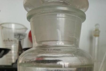 硝酸铁与硝酸亚铁有什么区别