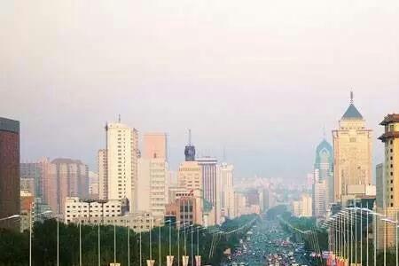 太原迎泽大街可以右转解放路吗