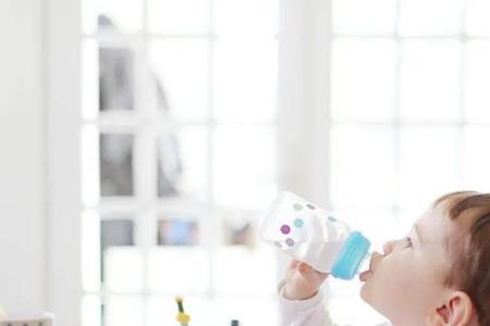 婴儿冲奶粉是先烧到100度吗