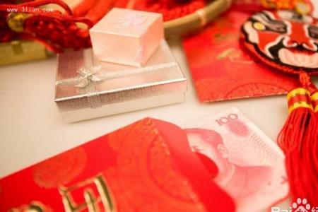 满月酒红包是人到才过吗