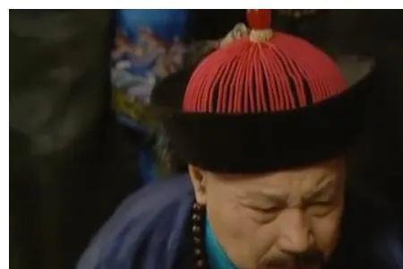 索额图和佟国维年纪
