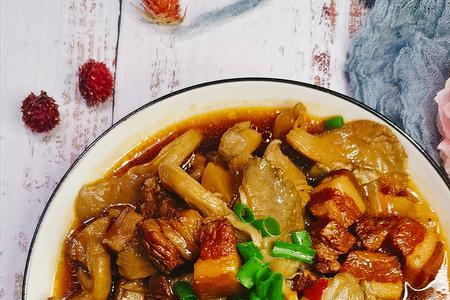 五花肉平菇炖豆腐正宗做法