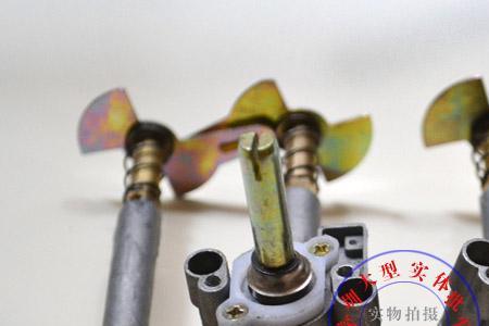 煤气灶开关打滑怎么办