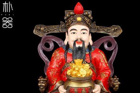 有财神爷有元宝的成语