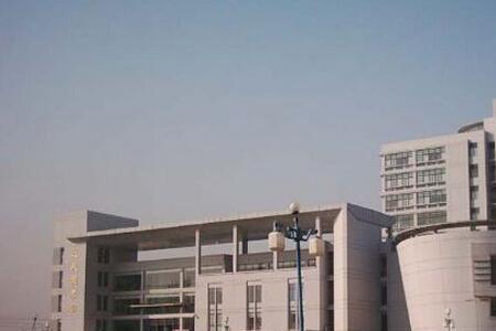 安徽大学下午几点下课