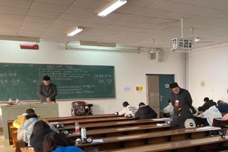 休学期间能参加考试吗