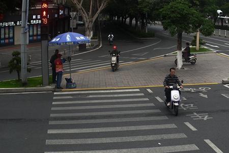 漳州闯红灯一般几天可以查到