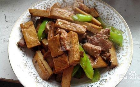 炒五花肉白豆干需要提前腌制吗