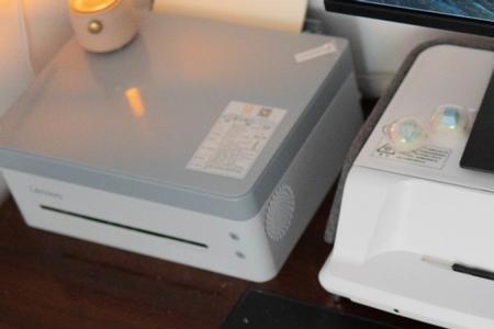 k330上面有充电的地方吗