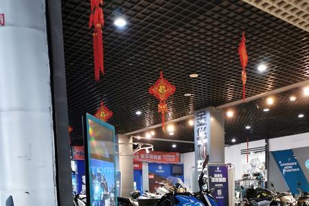 春风250sr原厂轮胎是什么牌子