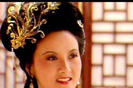 87版红楼梦中王熙凤是谁的女儿