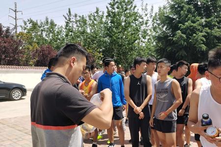 高中体育生一般肺活量多少