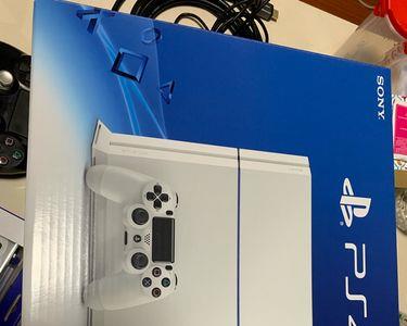 ps4国行能和港行联机吗