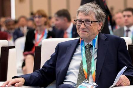 比尔盖茨几岁会说话的