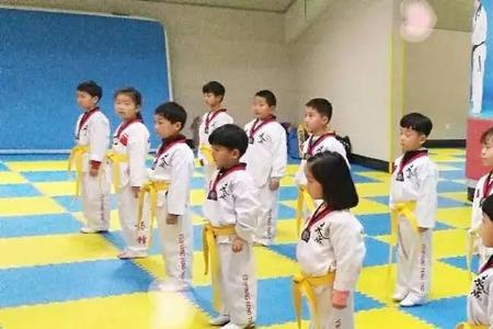 让孩子参加跆拳道比赛的话术