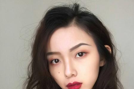 女生用妩媚头像说明什么